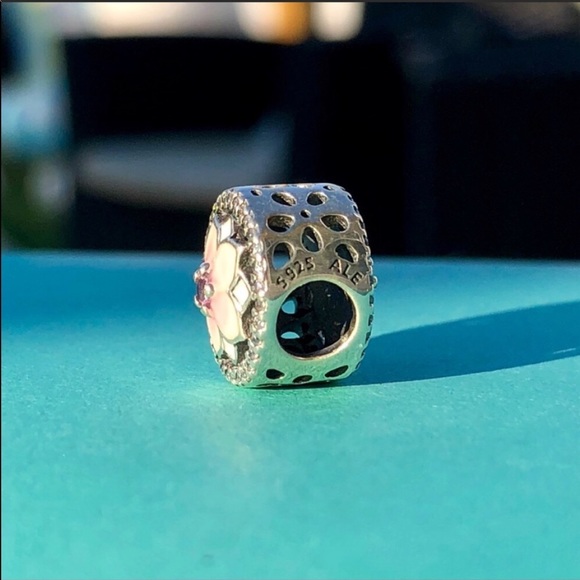 Pandora Magnolia Bloom Charm - Picture 3 of 5